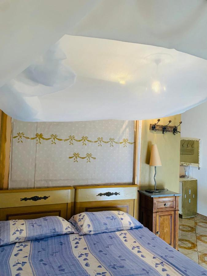 Apartmán Big House Vicino Al Castello Rocca Imperiale Exteriér fotografie