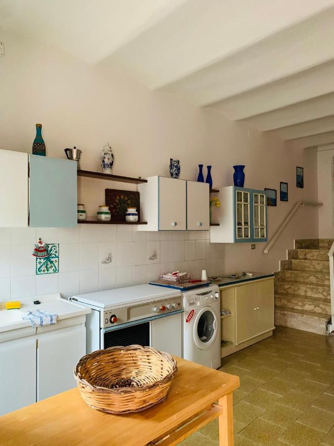 Apartmán Big House Vicino Al Castello Rocca Imperiale Exteriér fotografie